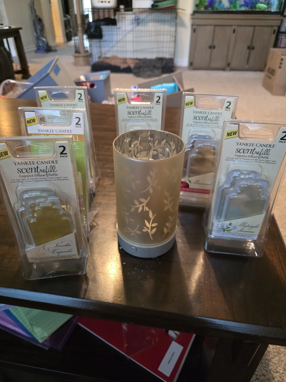 Yankee Candle Gold Floral Electric Fragrance Diffuser Battery Powered 6 Scents